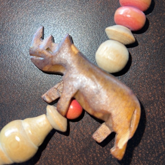 Wood & Manmade Materials Barrel Clasp Necklace - Picture 2 of 11